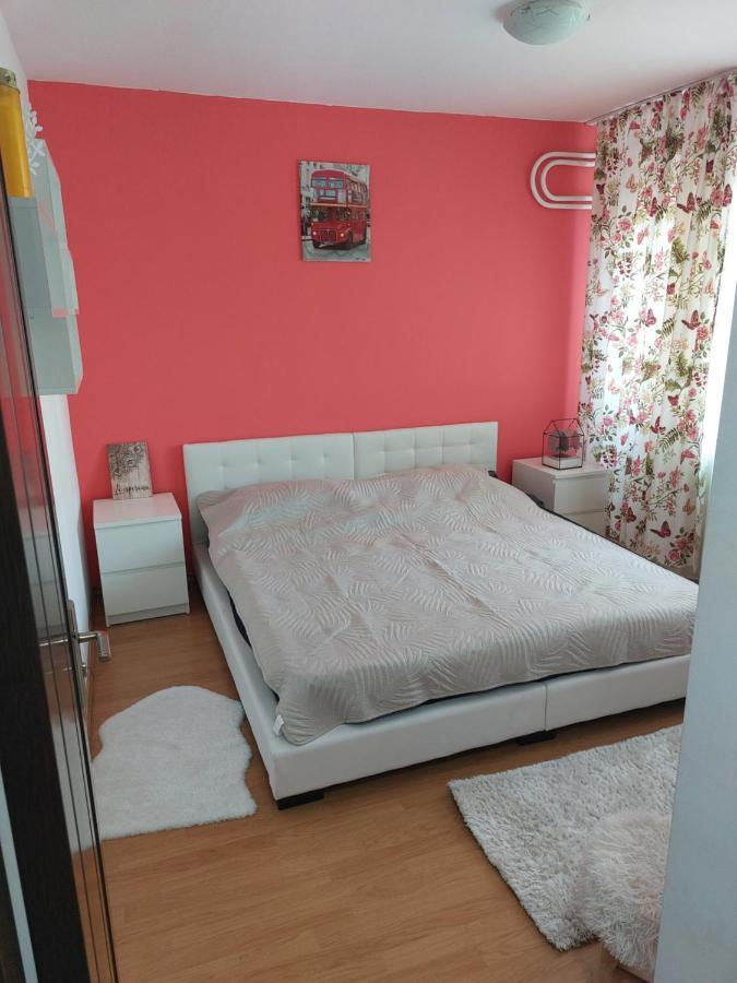 Apartament Central Renovat 3 Camere Bucharest Exterior photo
